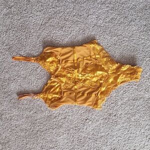 Goldenrod mesh lace bodysuit- never worn - size M/L